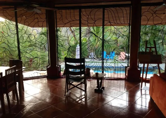 Habitación en casa particular Casa Avi Fauna Nature Y Casa Almacalma